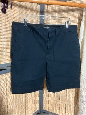 Banana Republic Women's Navy Bermuda Shorts